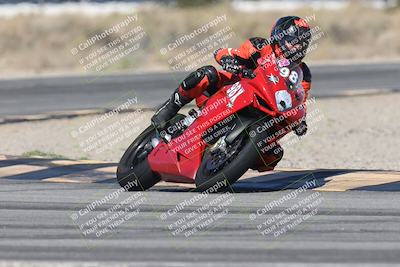 media/Oct-13-2025-Moto Forza (Mon) [[a66d839500]]/3-B Group/Session 3 (Turn 16)/